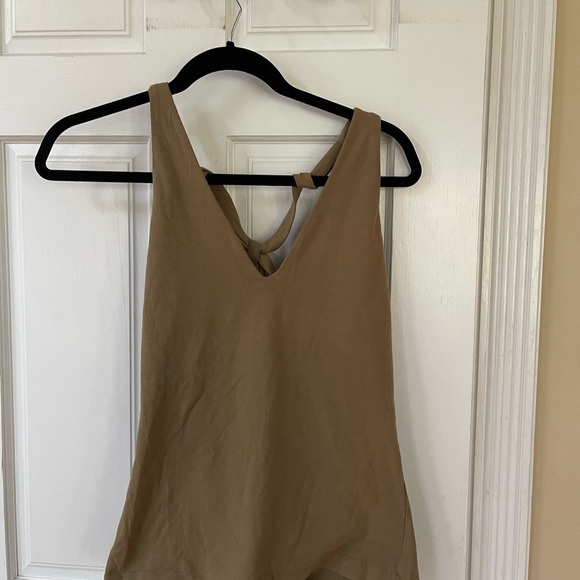Tan Sleeveless Women's Top - Picture 1 of 6